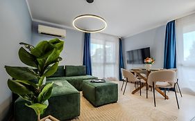 The Boulevard Luxury Apartment 3